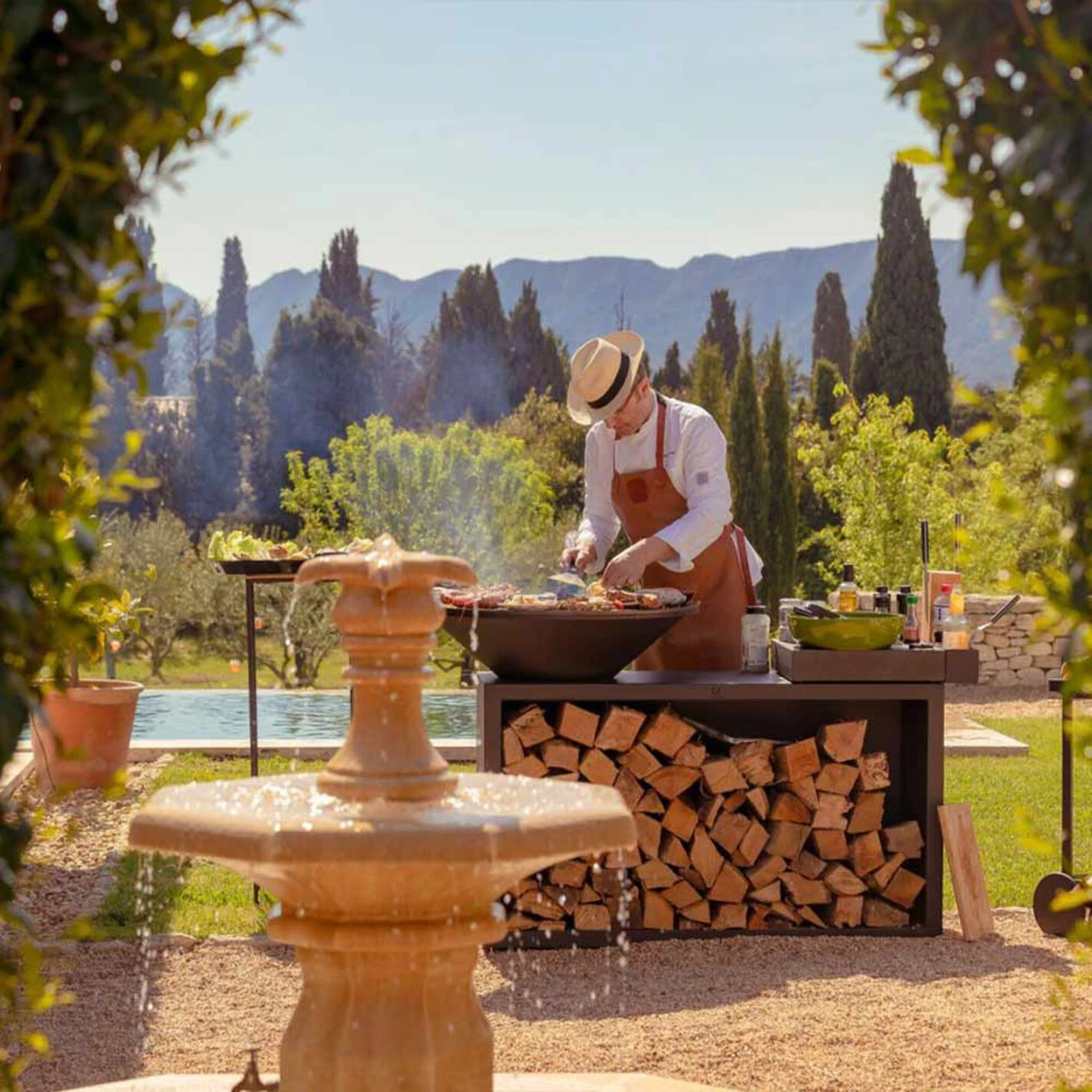 Brasero OFYR Island Noir 85 Céramique Gris Foncé + Housse 3 Brasero OFYR Island Noir 85 Céramique Gris Foncé + Housse – Image 3