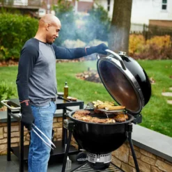 Barbecue Kamado Summit E6 - Weber -Weber King Boutique summit kamado e6 0077924159152 4